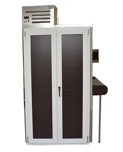 Кегератор BERK 8 Эконом (вариант для торгового зала) с двустворчатым дверным проемом с белой рамой