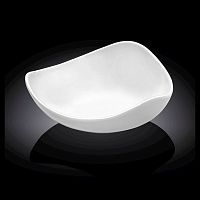 Салатник 185*185 мм. 600 мл. h=70 мм. треугольный Wilmax /6/36/