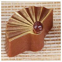 Форма для конфет "Веер" 31*26 см. h=15,5 мм. (28 шт.) /1/