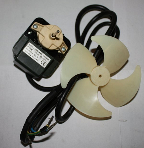 Вентилятор в сборе 099688 для холодильного стола модели 727029