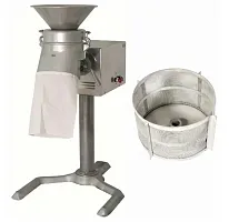 Универсальная кухонная машина Торгмаш УКМ-13 (МПМ-230)