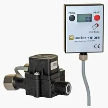 Счетчик расхода воды BWT с LCD дисплеем FM 3/8" х M 3/8" 812195