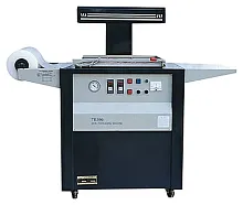 Скин упаковочная машина для герметичной упаковки пленкой Hualian Machinery TB540