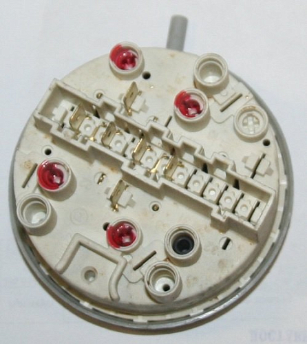 Прессостат 12024981 (Z433011000) 5-6,50 бар для машин посудомоечных серии AD