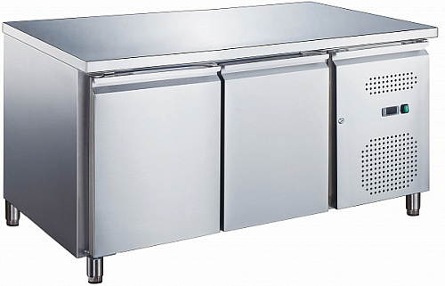 Стол с охлаждаемым шкафом Hurakan HKN-GN2TN